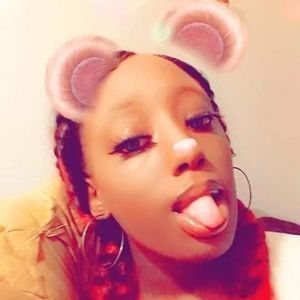 Meet your Posher, Ericka